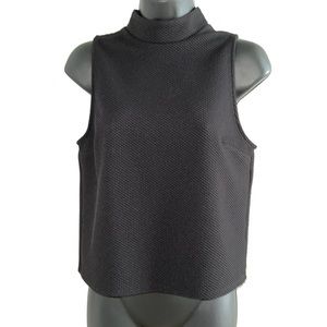 Express Set of 2 Black & White Sleeveless Shirts